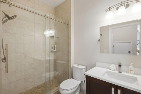 Adosado en venta en Kissimmee, Florida, 4 dormitorios, 151.99 m2 № 2229565 - foto 11