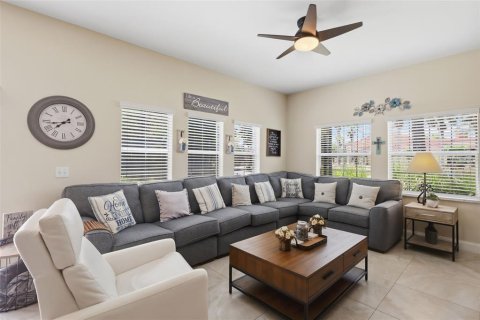 Adosado en venta en Kissimmee, Florida, 4 dormitorios, 151.99 m2 № 2229565 - foto 6