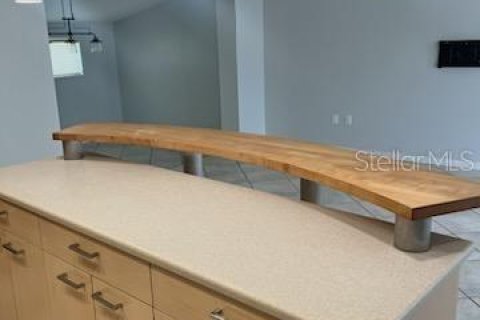 Casa en alquiler en Tampa, Florida, 3 dormitorios, 131.46 m2 № 1880541 - foto 8