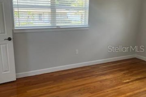 Casa en alquiler en Tampa, Florida, 3 dormitorios, 131.46 m2 № 1880541 - foto 19