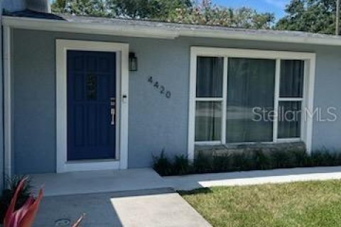 Casa en alquiler en Tampa, Florida, 3 dormitorios, 131.46 m2 № 1880541 - foto 3