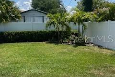 Casa en alquiler en Tampa, Florida, 3 dormitorios, 131.46 m2 № 1880541 - foto 24