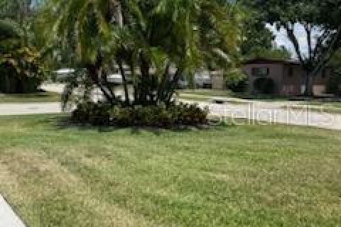 Casa en alquiler en Tampa, Florida, 3 dormitorios, 131.46 m2 № 1880541 - foto 28