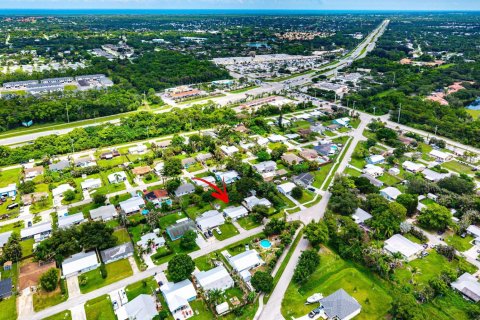 House in Stuart, Florida 3 bedrooms, 128.95 sq.m. № 2290803 - photo 30