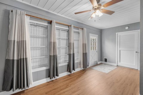 House in Stuart, Florida 3 bedrooms, 128.95 sq.m. № 2290803 - photo 17