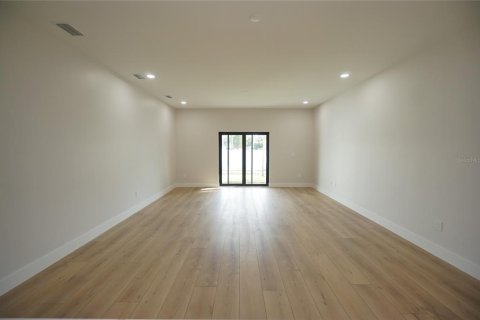Touwnhouse à louer à Tampa, Floride: 3 chambres, 213.58 m2 № 2396029 - photo 29