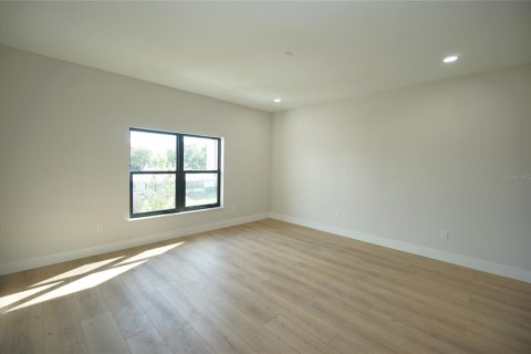 Touwnhouse à louer à Tampa, Floride: 3 chambres, 213.58 m2 № 2396029 - photo 20