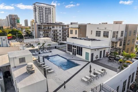 Villa ou maison à vendre à Fort Lauderdale, Floride: 1 chambre, 94.3 m2 № 1943928 - photo 8