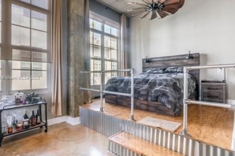 Villa ou maison à vendre à Fort Lauderdale, Floride: 1 chambre, 94.3 m2 № 1943928 - photo 13