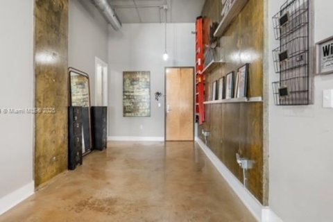 Villa ou maison à vendre à Fort Lauderdale, Floride: 1 chambre, 94.3 m2 № 1943928 - photo 21