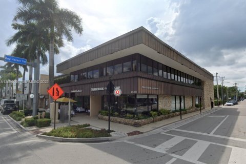 Immobilier commercial à Bay Harbor Islands, Floride № 2078130