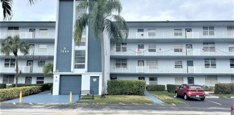 Condo in Margate, Florida, 1 bedroom  № 2069160