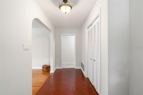 House in Gainesville, Florida 3 bedrooms, 171.68 sq.m. № 1877404 - photo 4