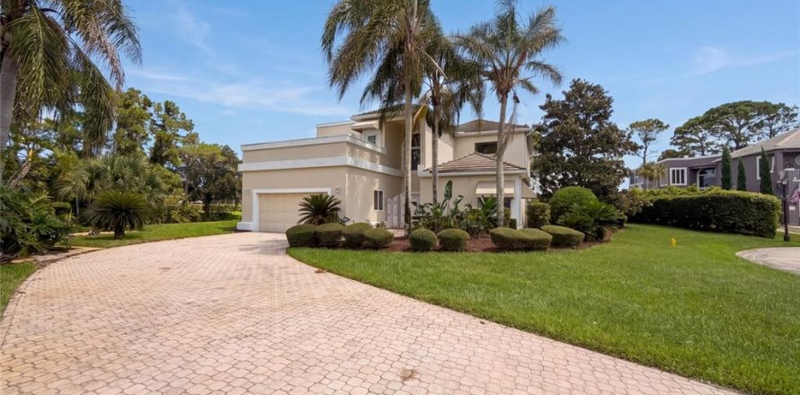 House in Ormond Beach, Florida 5 bedrooms, 397.06 sq.m. № 2314343