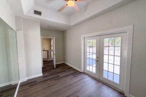 House in Ormond Beach, Florida 5 bedrooms, 397.06 sq.m. № 2314343 - photo 4