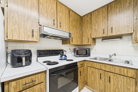 Condominio en venta en Dunedin, Florida, 2 dormitorios, 84.08 m2 № 1759678 - foto 10