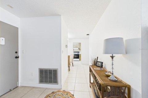 Condominio en venta en Dunedin, Florida, 2 dormitorios, 84.08 m2 № 1759678 - foto 3