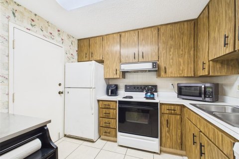 Condominio en venta en Dunedin, Florida, 2 dormitorios, 84.08 m2 № 1759678 - foto 11
