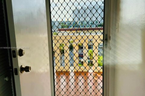 Купить кондоминиум в Авентура, Флорида 1 спальня, 71.35м2, № 2012883 - фото 14