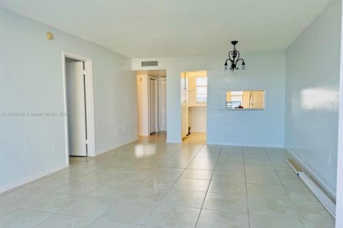 Купить кондоминиум в Авентура, Флорида 1 спальня, 71.35м2, № 2012883 - фото 2