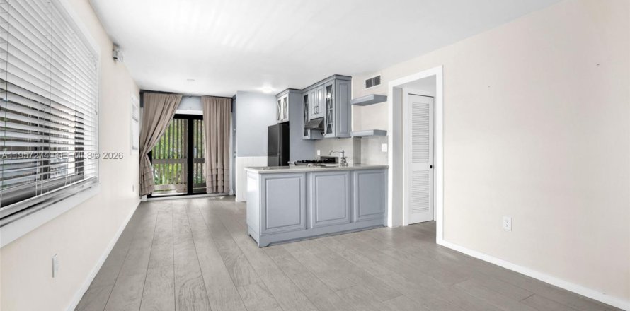 Apartamento en Miami, Florida 1 dormitorio, 62.52 m2 № 2011257