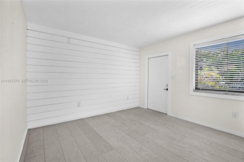 Apartamento en alquiler en Miami, Florida, 1 dormitorio, 62.52 m2 № 2011257 - foto 13