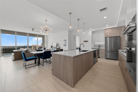 Condominio en venta en Sarasota, Florida, 2 dormitorios, 169.83 m2 № 1856018 - foto 18
