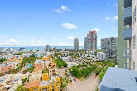 Condominio en alquiler en Miami Beach, Florida, 2 dormitorios, 104.98 m2 № 1950390 - foto 5