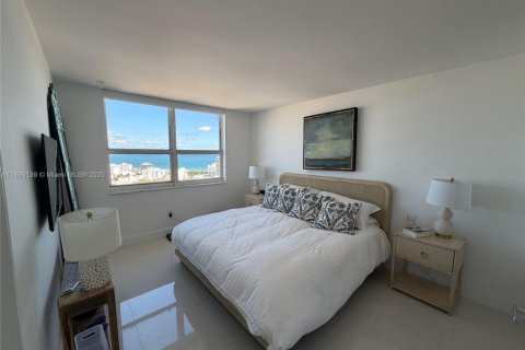 Condominio en alquiler en Miami Beach, Florida, 2 dormitorios, 104.98 m2 № 1950390 - foto 3