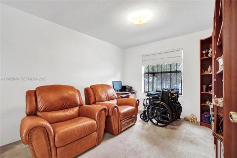 Купить виллу или дом в Майами-Гарденс, Флорида 3 спальни, 136.94м2, № 1991252 - фото 20