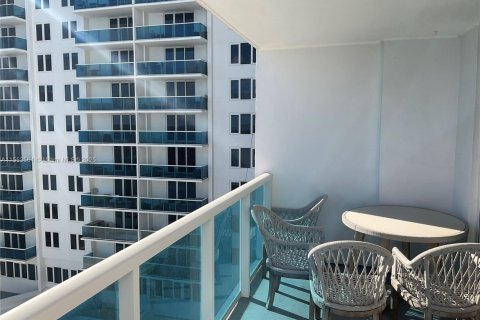 Copropriété à louer à Miami Beach, Floride: 1 chambre, 81.75 m2 № 1963028 - photo 20