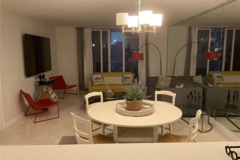 Copropriété à louer à Miami Beach, Floride: 1 chambre, 81.75 m2 № 1963028 - photo 27