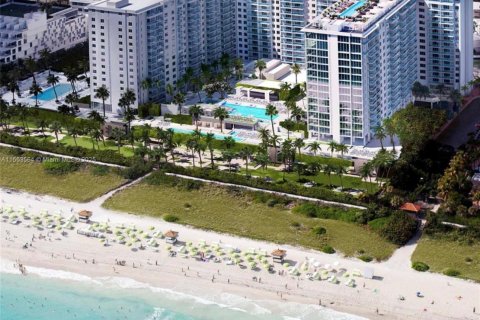 Copropriété à louer à Miami Beach, Floride: 1 chambre, 81.75 m2 № 1963028 - photo 2