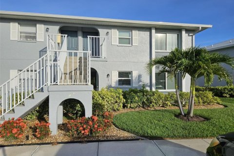 Condo in Punta Gorda, Florida, 2 bedrooms  № 2218600
