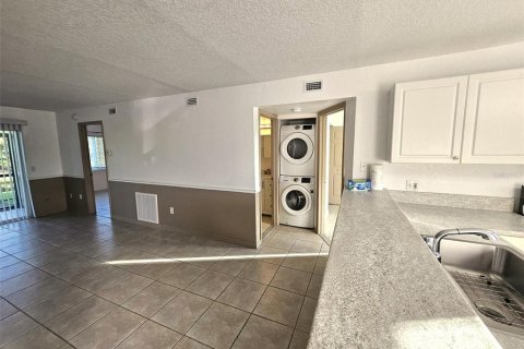 Condo in Punta Gorda, Florida, 2 bedrooms  № 2218600 - photo 6