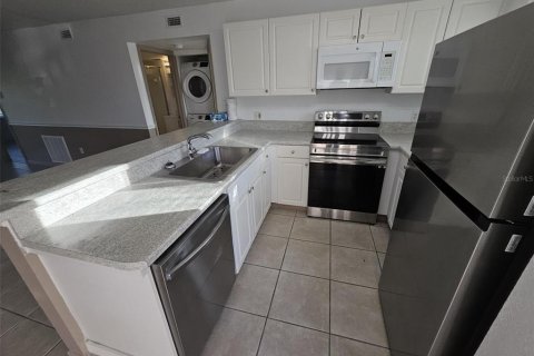 Condo in Punta Gorda, Florida, 2 bedrooms  № 2218600 - photo 8