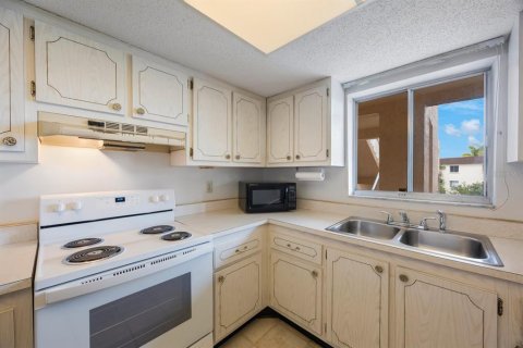 Condominio en venta en Bradenton, Florida, 2 dormitorios, 106.28 m2 № 1880898 - foto 8
