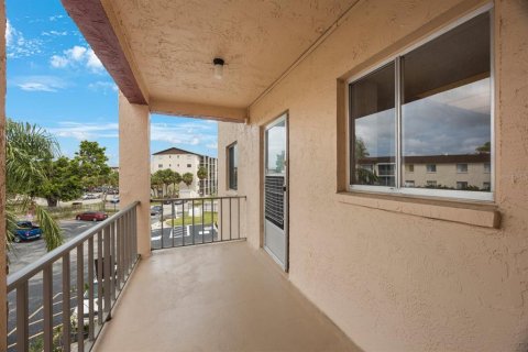 Condominio en venta en Bradenton, Florida, 2 dormitorios, 106.28 m2 № 1880898 - foto 3