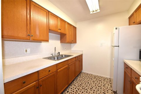 Copropriété à vendre à Tampa, Floride: 1 chambre, 70.61 m2 № 1519611 - photo 2