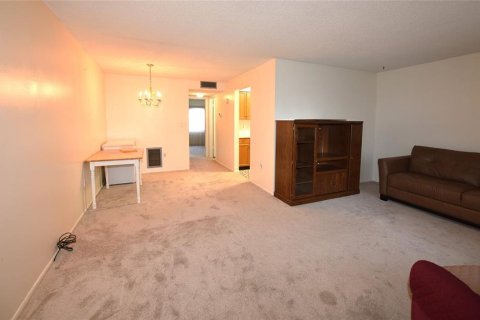 Copropriété à vendre à Tampa, Floride: 1 chambre, 70.61 m2 № 1519611 - photo 6