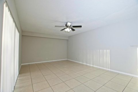 Condo in Orlando, Florida, 2 bedrooms  № 2391361 - photo 6