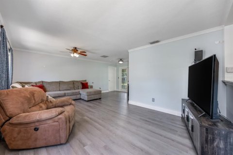 House in Palm Coast, Florida 2 bedrooms, 213.95 sq.m. № 1636730 - photo 7