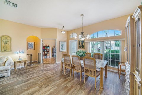 House in Spring Hill, Florida 4 bedrooms, 239.32 sq.m. № 1819287 - photo 7