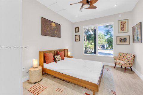 Villa ou maison à vendre à Biscayne Park, Floride: 5 chambres, 232.44 m2 № 2007625 - photo 18