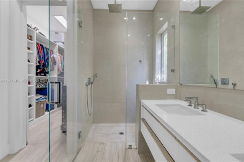 Villa ou maison à vendre à Biscayne Park, Floride: 5 chambres, 232.44 m2 № 2007625 - photo 27