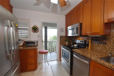 Copropriété à louer à Fort Lauderdale, Floride: 2 chambres, 120.77 m2 № 2086234 - photo 4