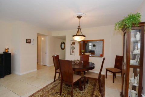 Copropriété à louer à Fort Lauderdale, Floride: 2 chambres, 120.77 m2 № 2086234 - photo 10