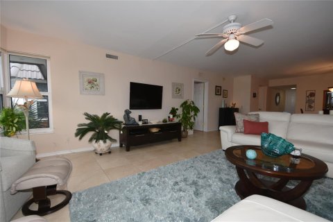 Copropriété à louer à Fort Lauderdale, Floride: 2 chambres, 120.77 m2 № 2086234 - photo 14