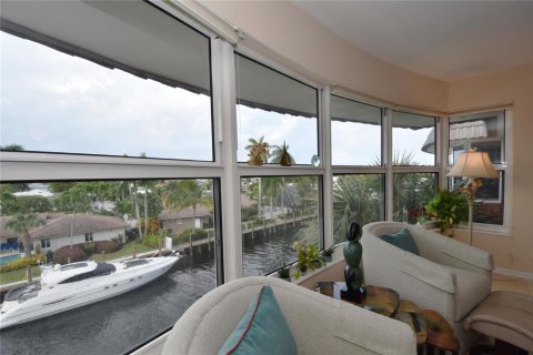 Copropriété à louer à Fort Lauderdale, Floride: 2 chambres, 120.77 m2 № 2086234 - photo 16