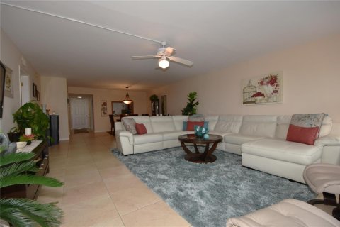 Copropriété à louer à Fort Lauderdale, Floride: 2 chambres, 120.77 m2 № 2086234 - photo 13